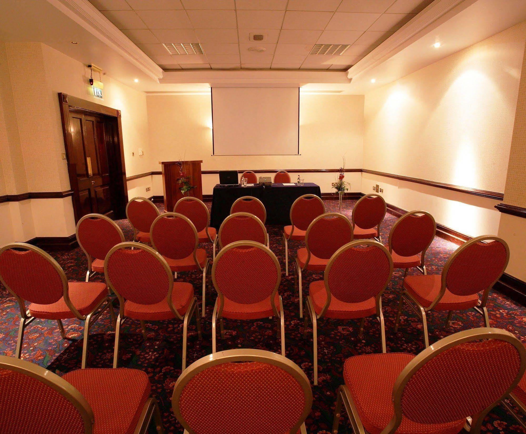 דבלין Maldron Hotel Merrion Road מראה חיצוני תמונה